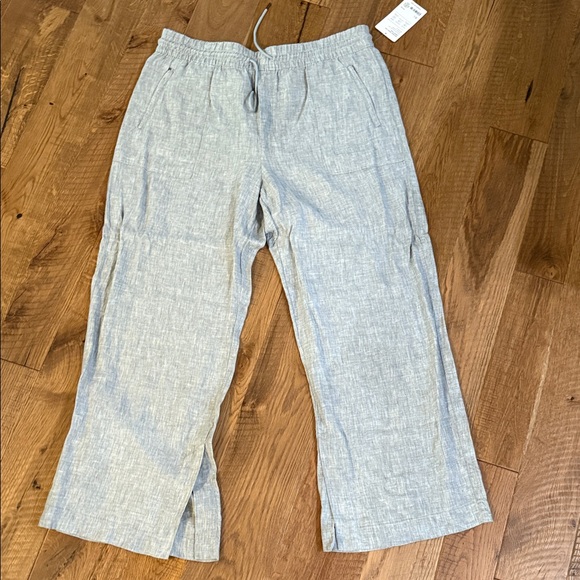 Athleta Pants - Athleta women’s Light Gray Pants